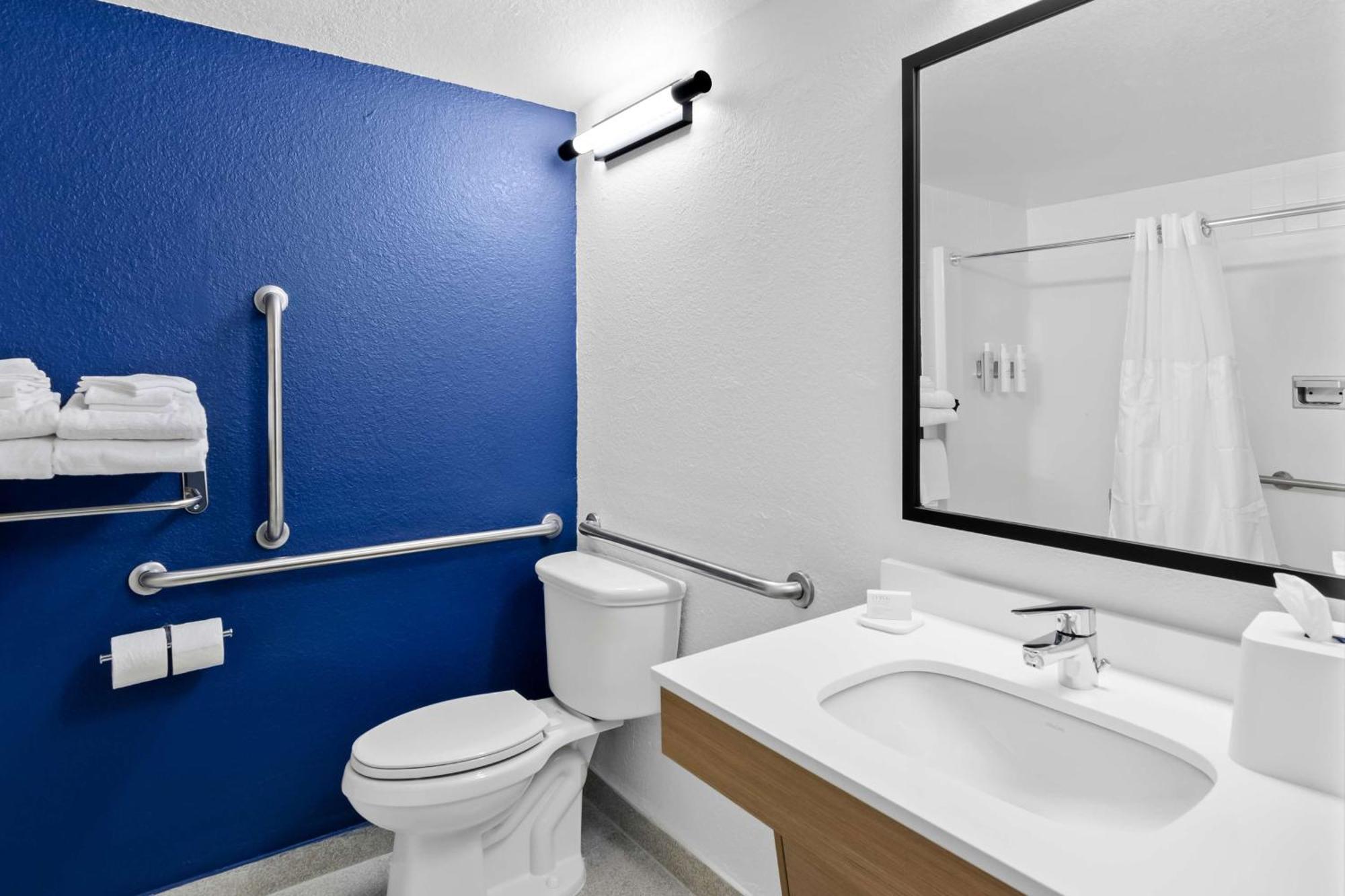Spark By Hilton Daleville Roanoke North Εξωτερικό φωτογραφία